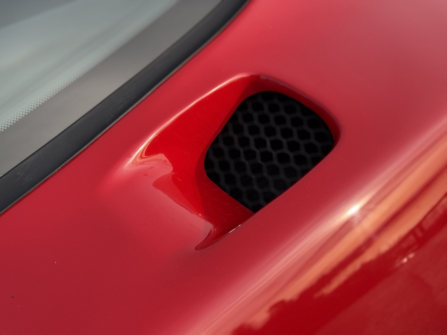 Exteriörbild på 2003 Ferrari 575M Maranello