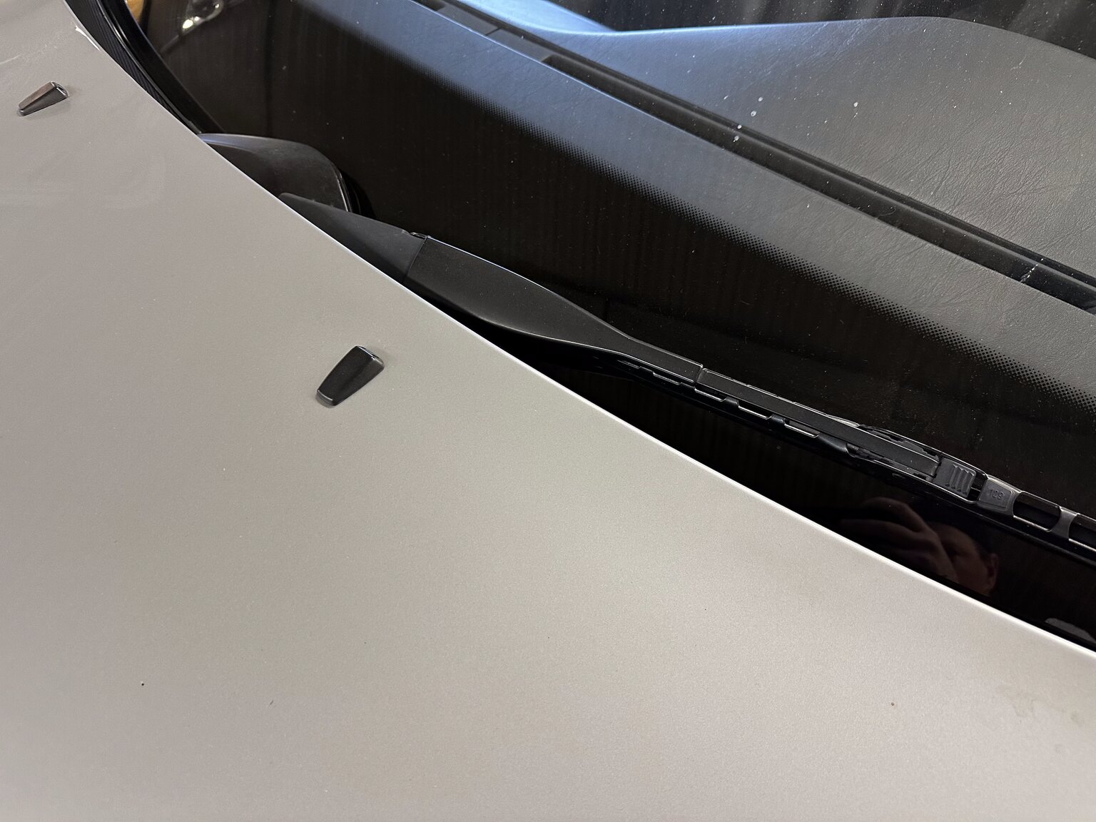 Exterior image of 1993 Mercedes-Benz SL 320