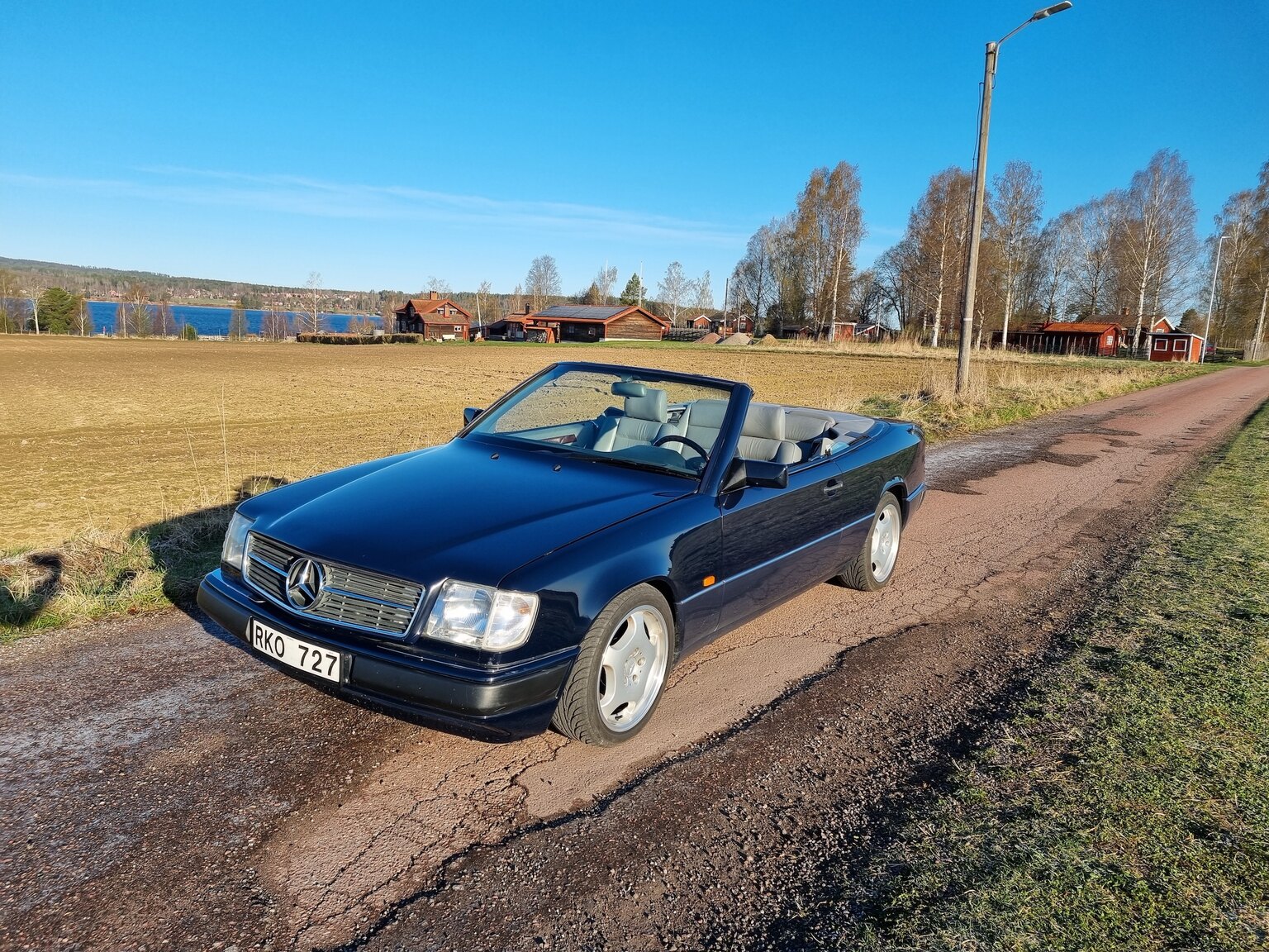 Exteriörbild på 1993 Mercedes-Benz 300 CE Cabriolet