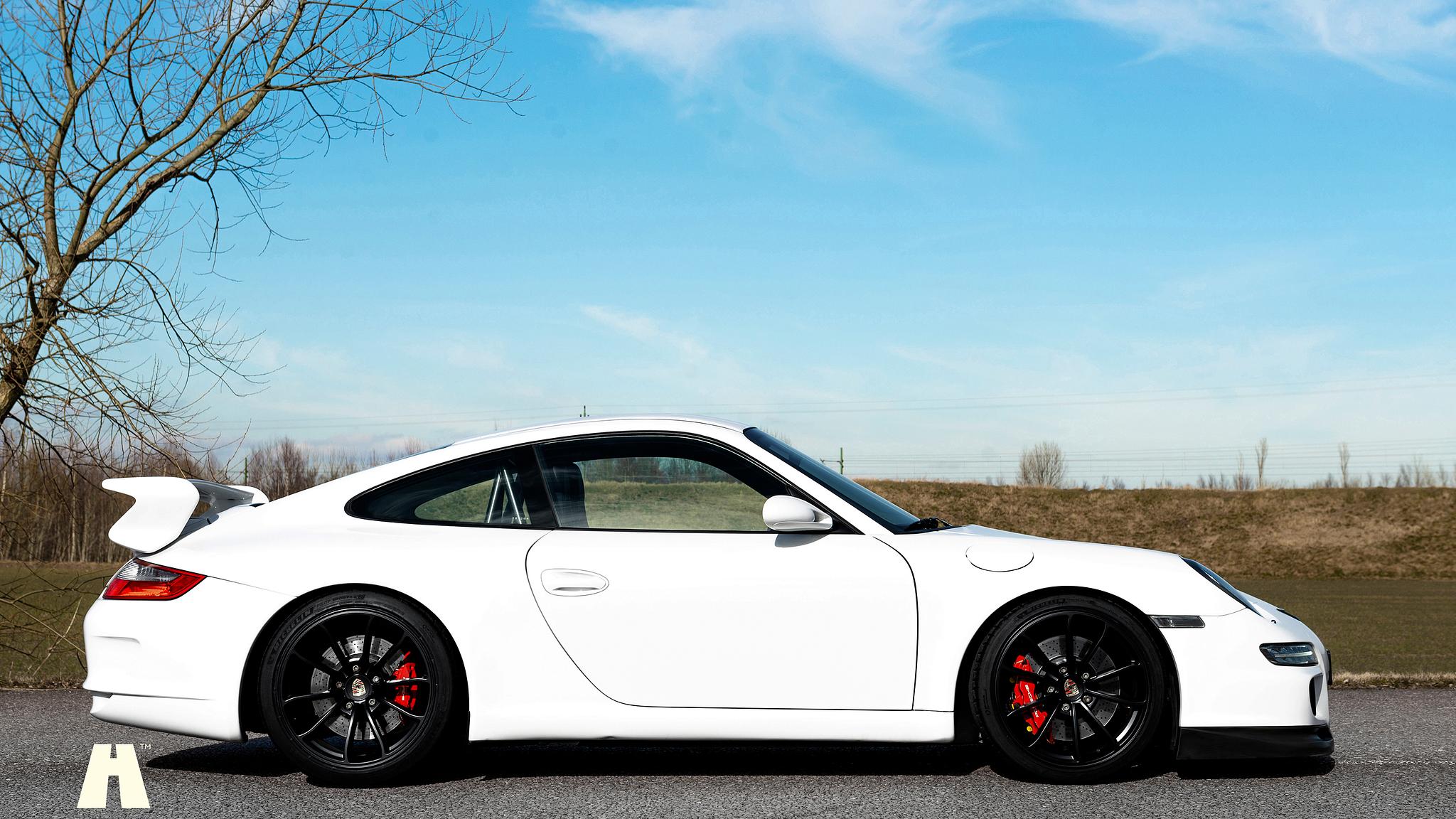 Exterior image of 2007 Porsche 997 GT3 Gen 1  (5)