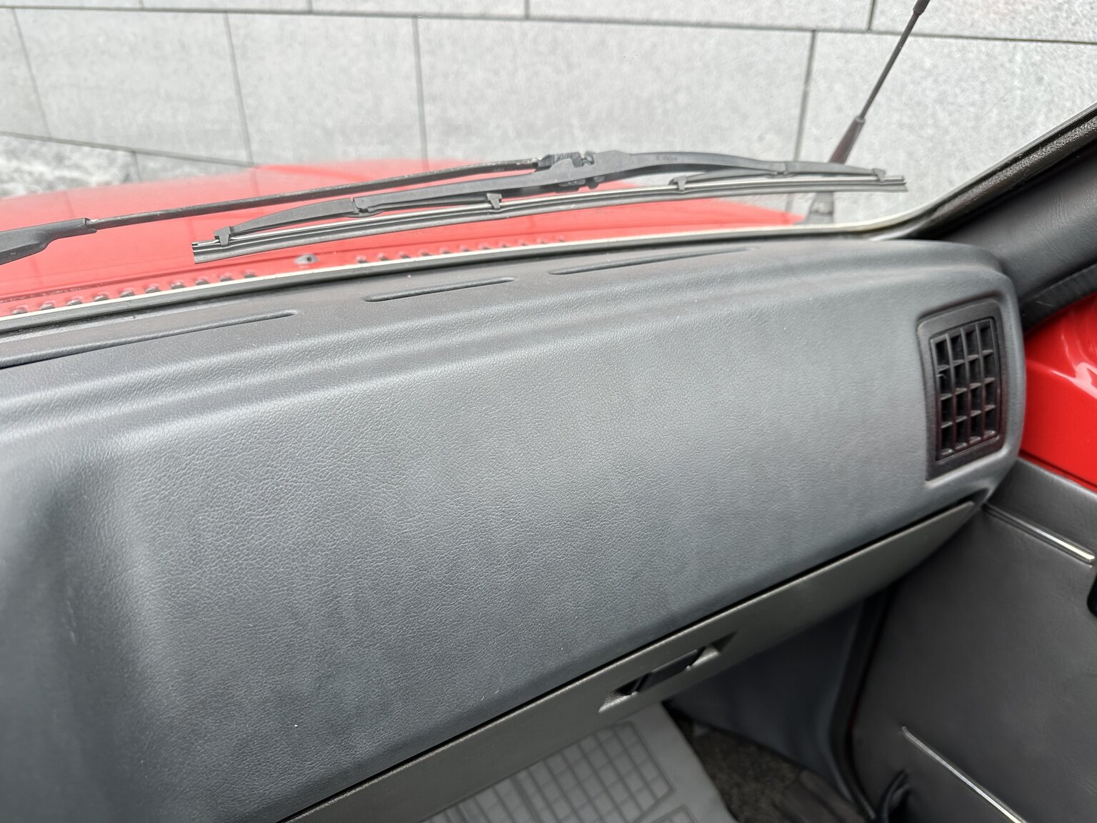 Innenraumfoto von 1983 Opel Kadett (15)