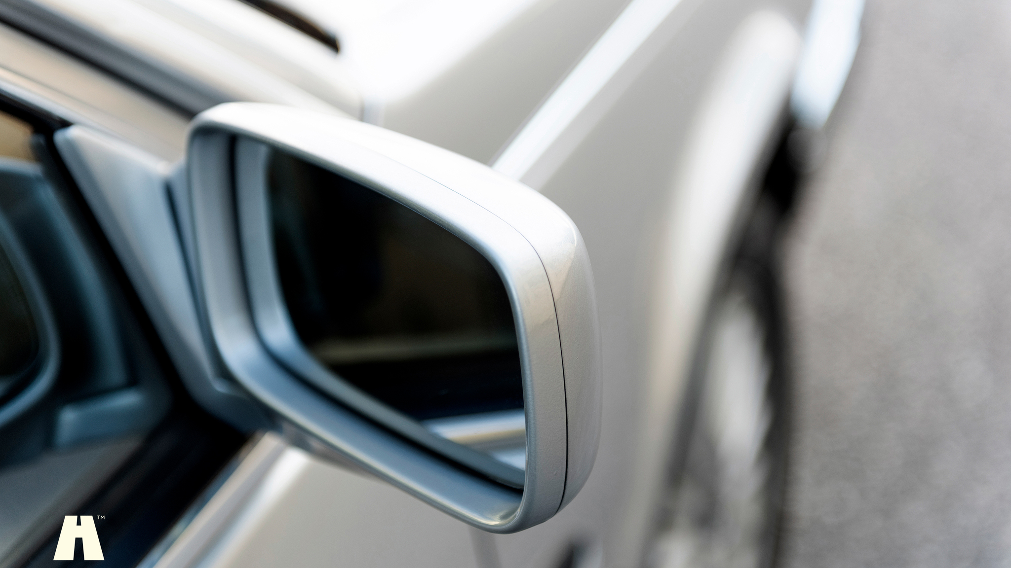 Exterior image of 1991 Volvo 960 Executive