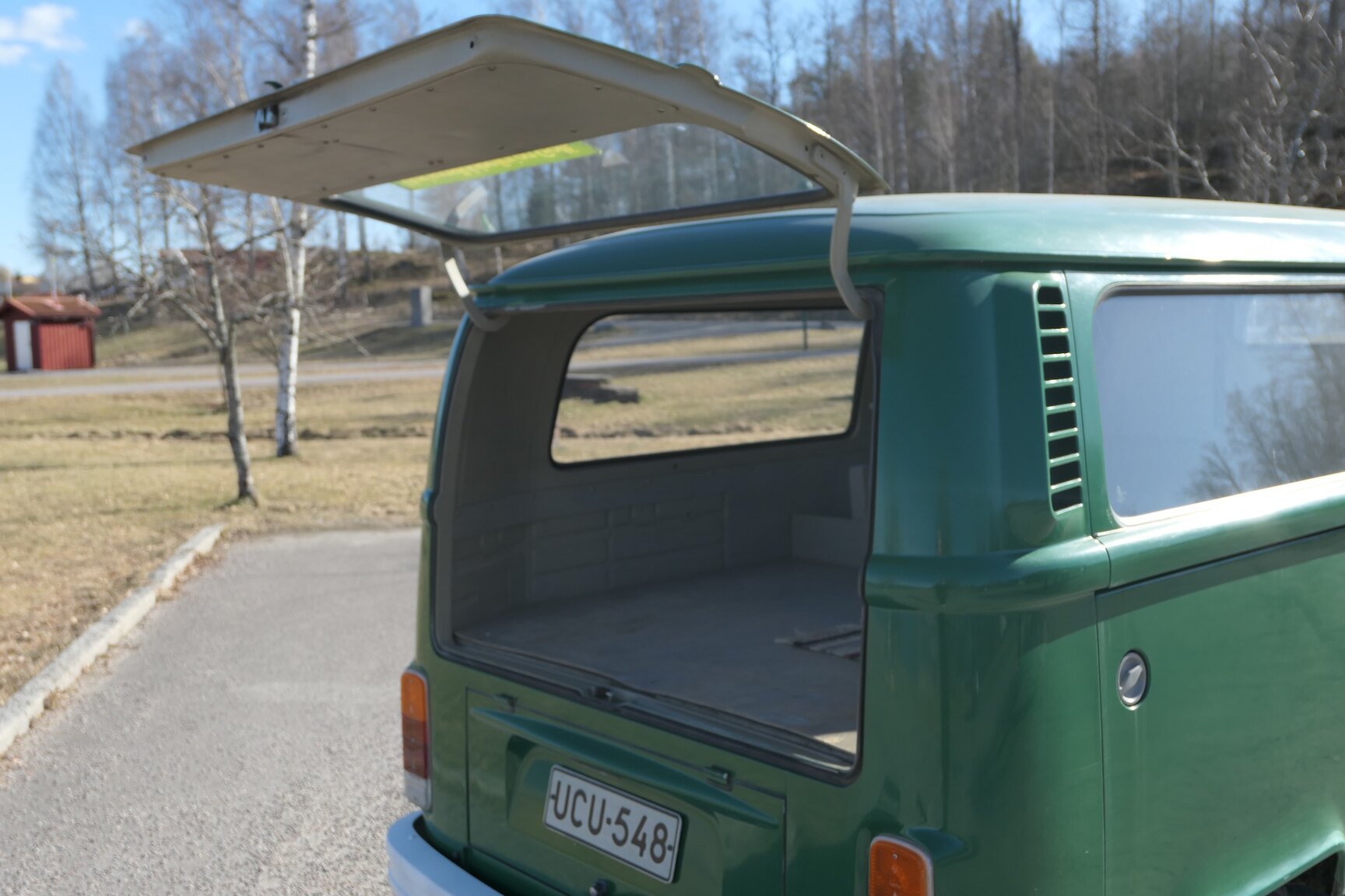 Innenraumfoto von 1975 Volkswagen Transporter 1600 Minibuss