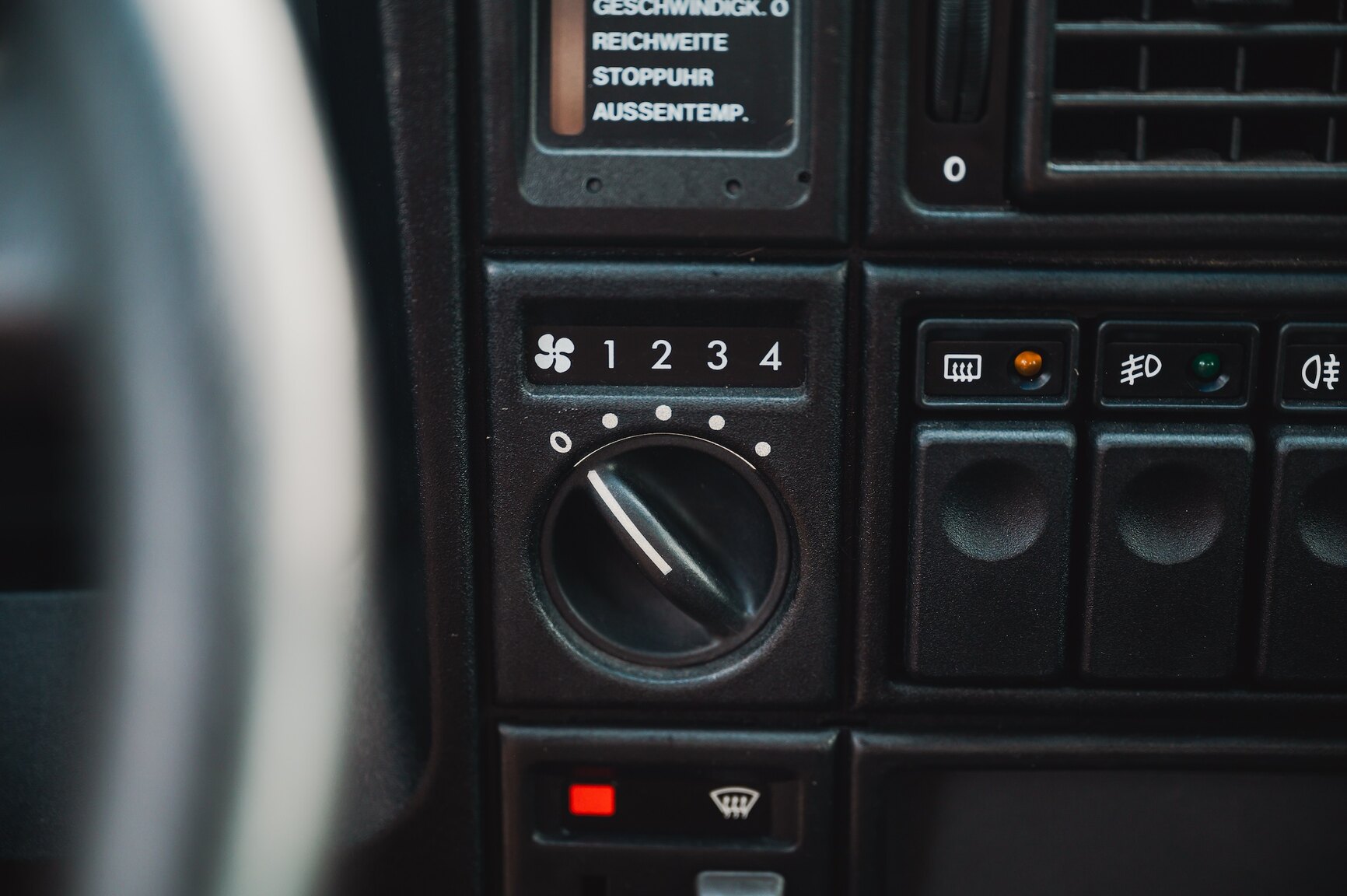 Interior image of 1986 Opel Monza GSE
