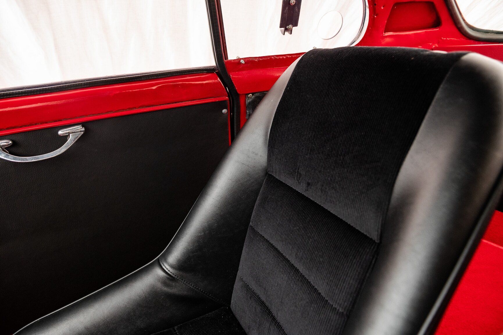 Interior image of 1962 Alfa Romeo Giulietta 1300 SS