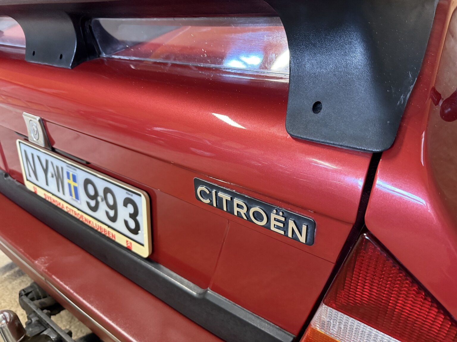 Exterior image of 1988 Citroën CX 25 2.5 GTi Turbo II