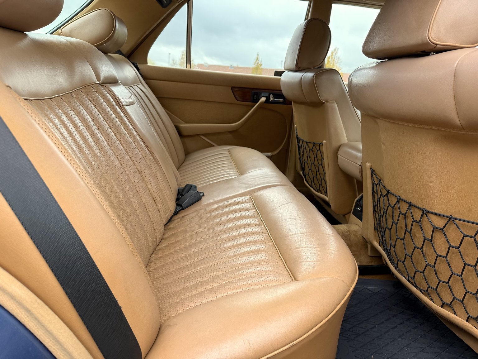 Interiörbild 1987 Mercedes-Benz 300 SE