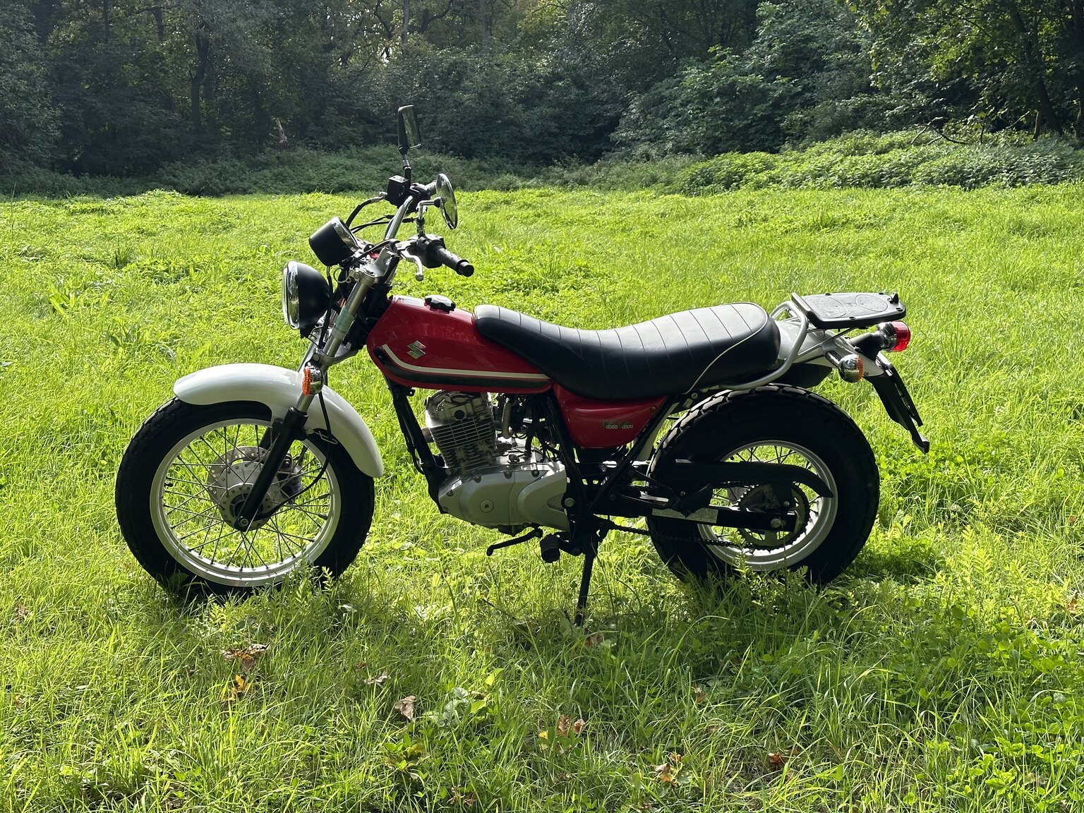 Exteriörbild på 2013 Suzuki RV125 Van Van