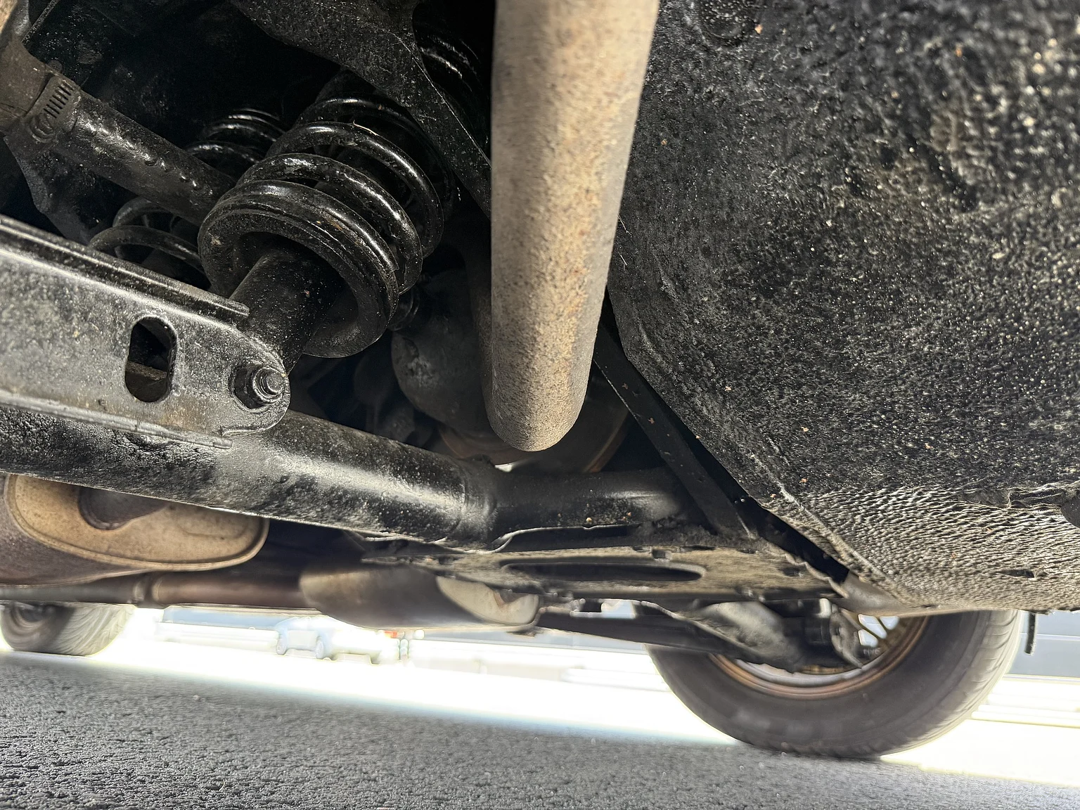 Image of 1985 Jaguar XJS HE mechanics (19)