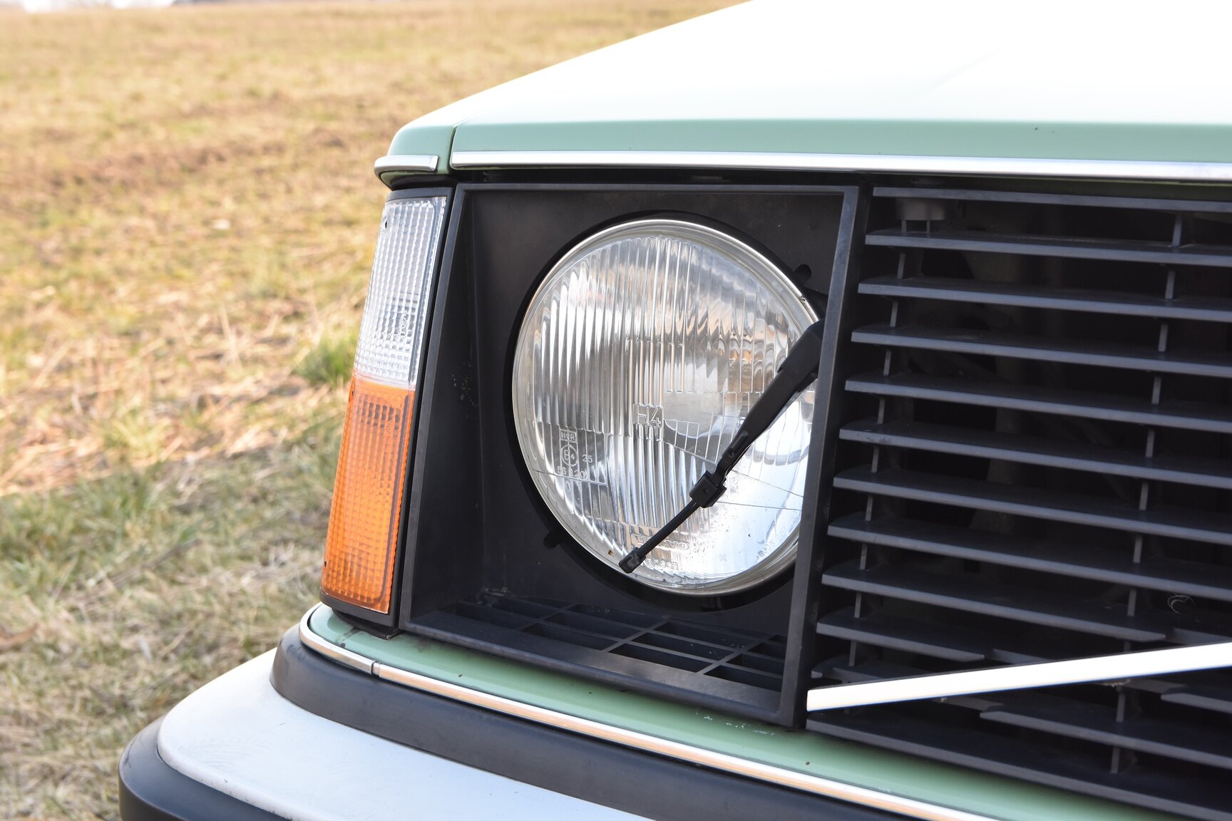 Exteriörbild på 1975 Volvo 242