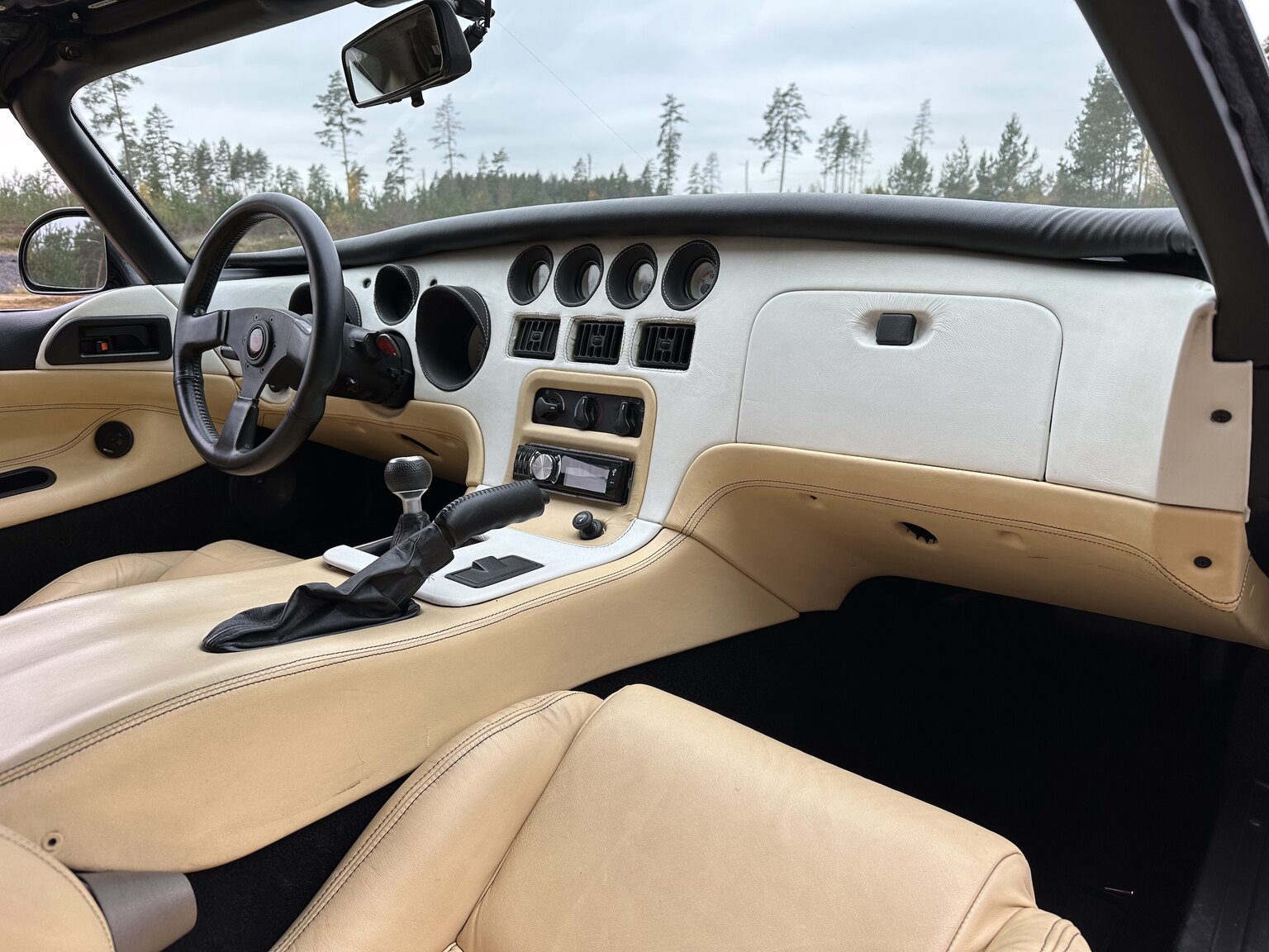 Interiörbild 1994 Chrysler Viper RT/10