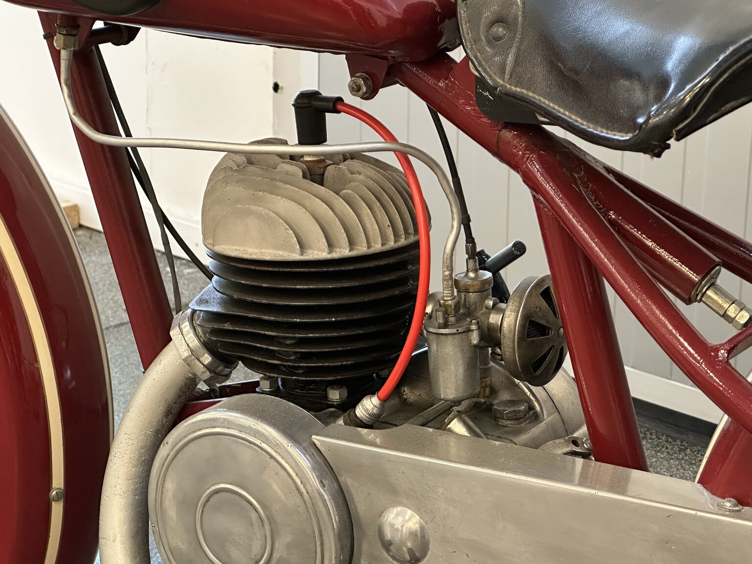 Image of 1950 King 150 mechanics