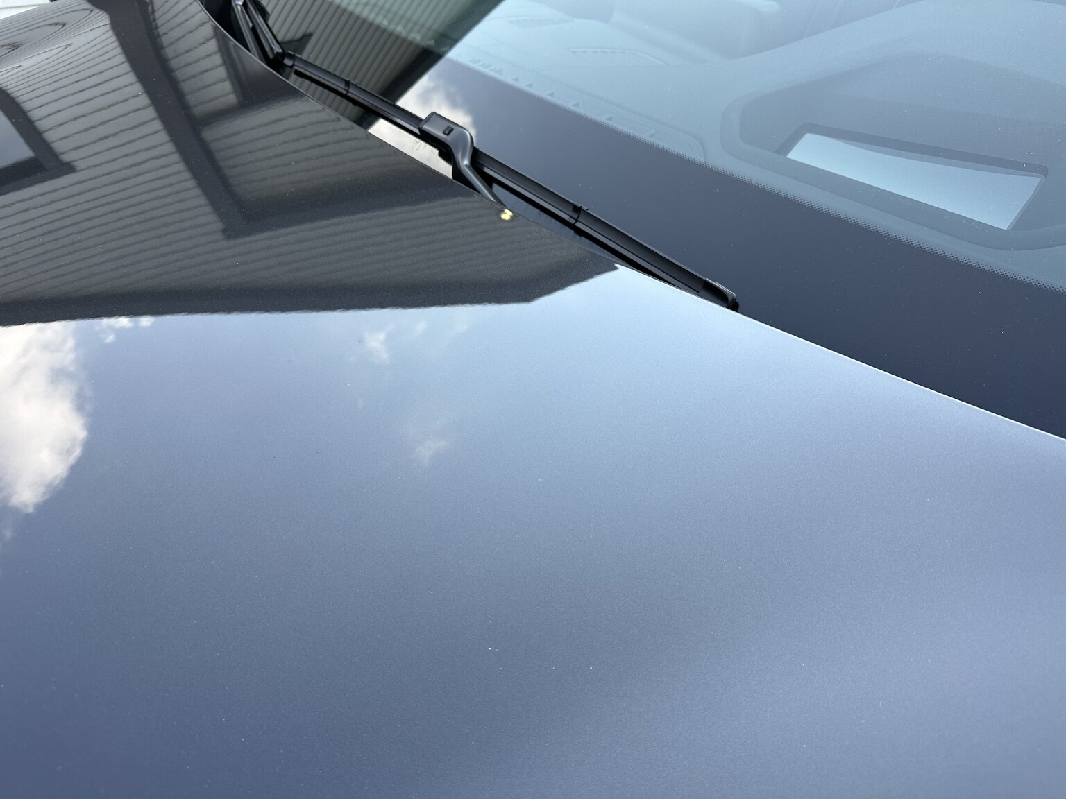 Exterior image of 2019 ALPINA B5 S Bi-Turbo Sedan ALLRAD