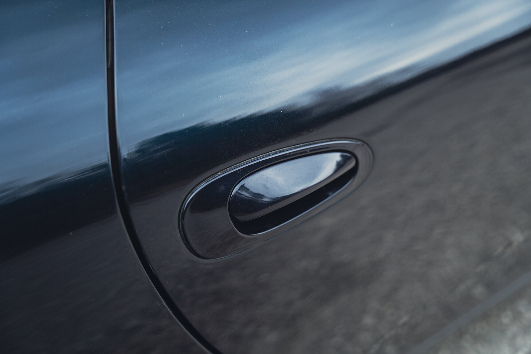 Exterior image of 1999 Porsche 911 Carrera 4