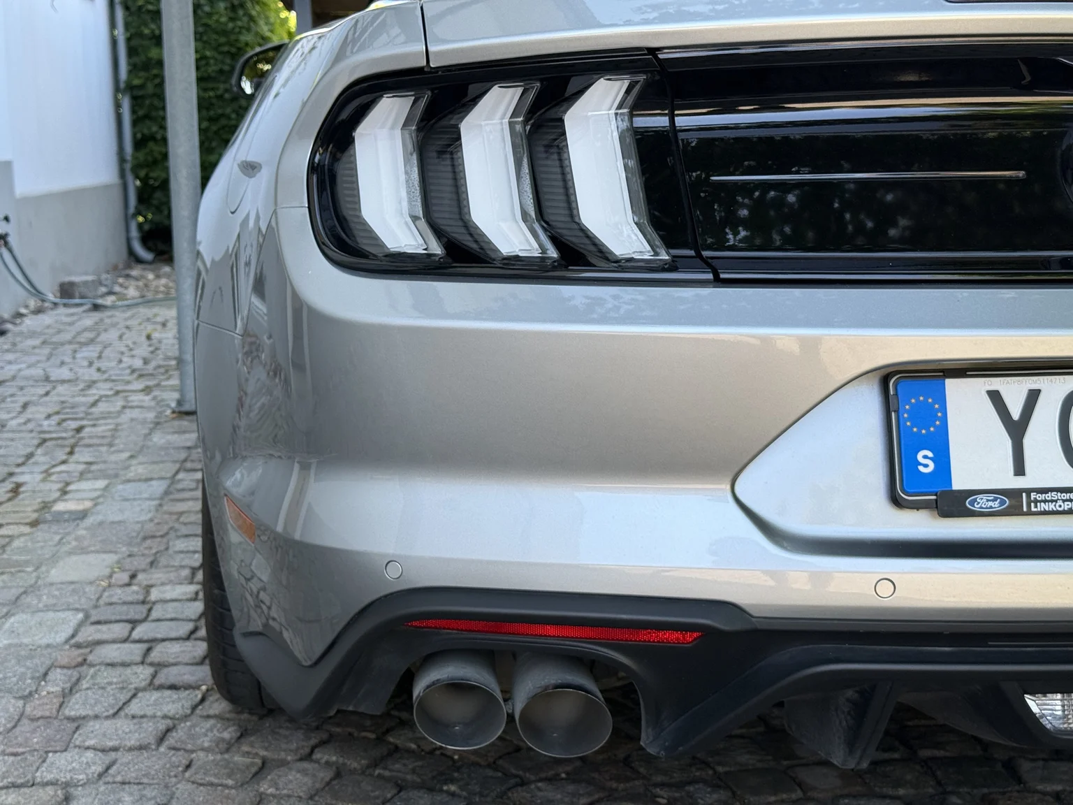 Exterior image of 2021 Ford Mustang GT Cabriolet (30)