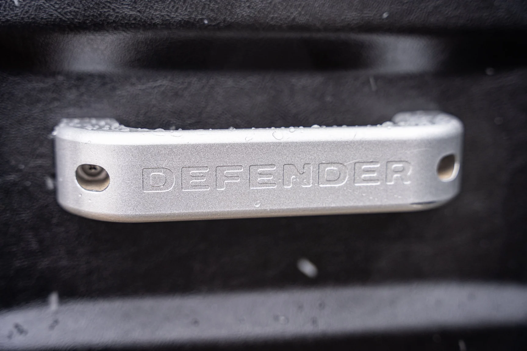 Innenraumfoto von 2015 Land Rover Defender 90 Special (19)