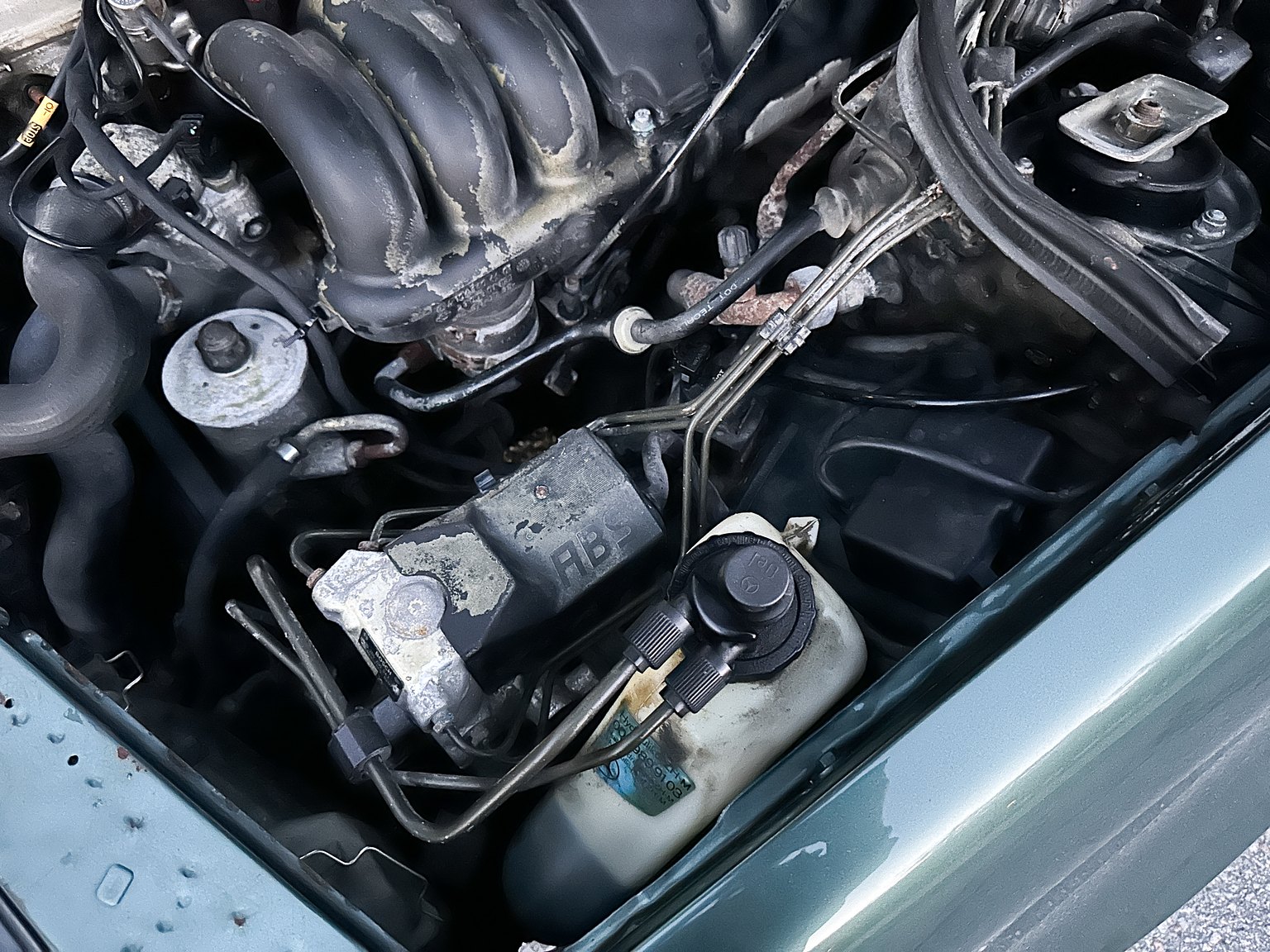 Image of 1996 MERCEDES-BENZ E 320 T mechanics