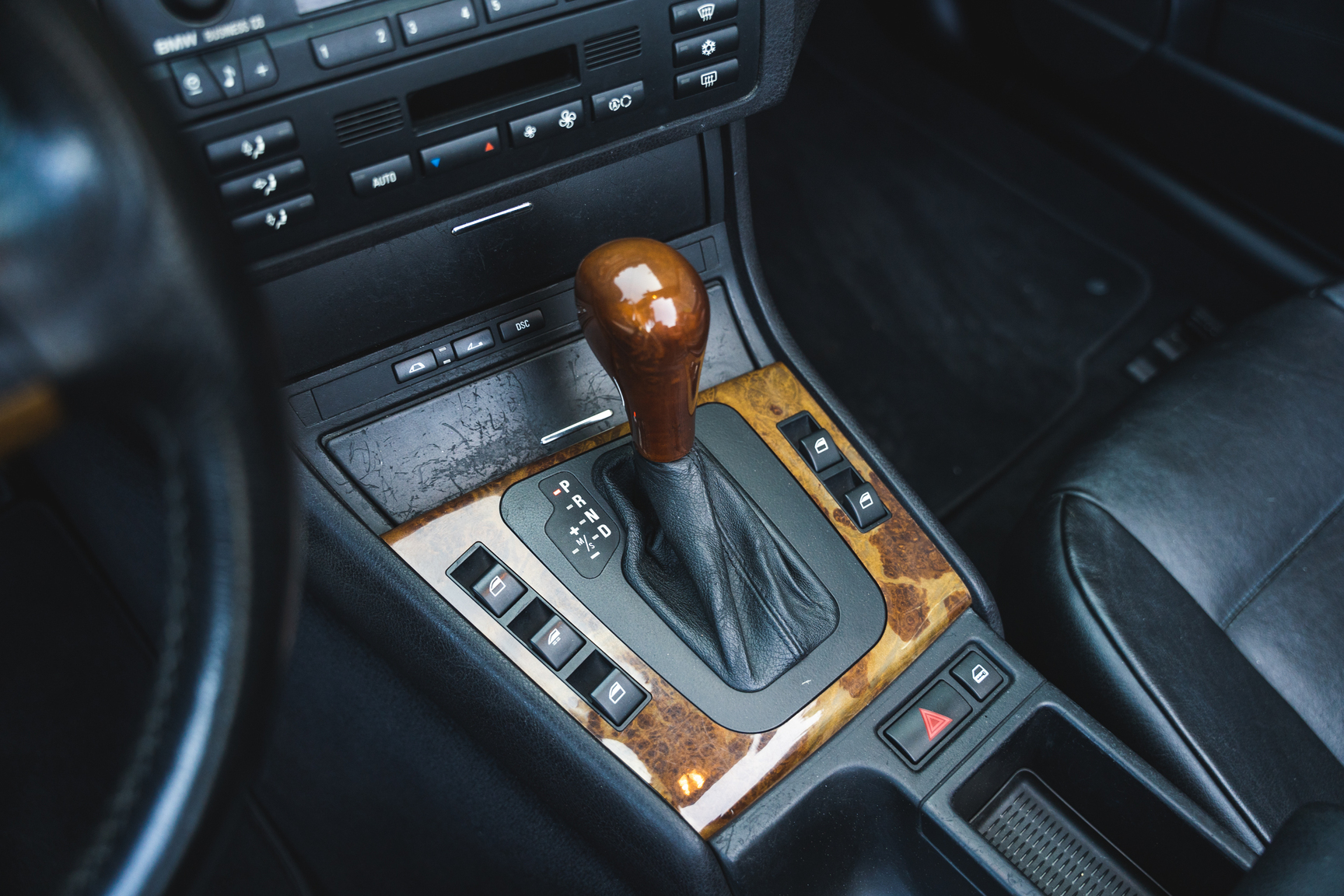 Interior image of 2001 BMW E46 325 Cabriolet (28)