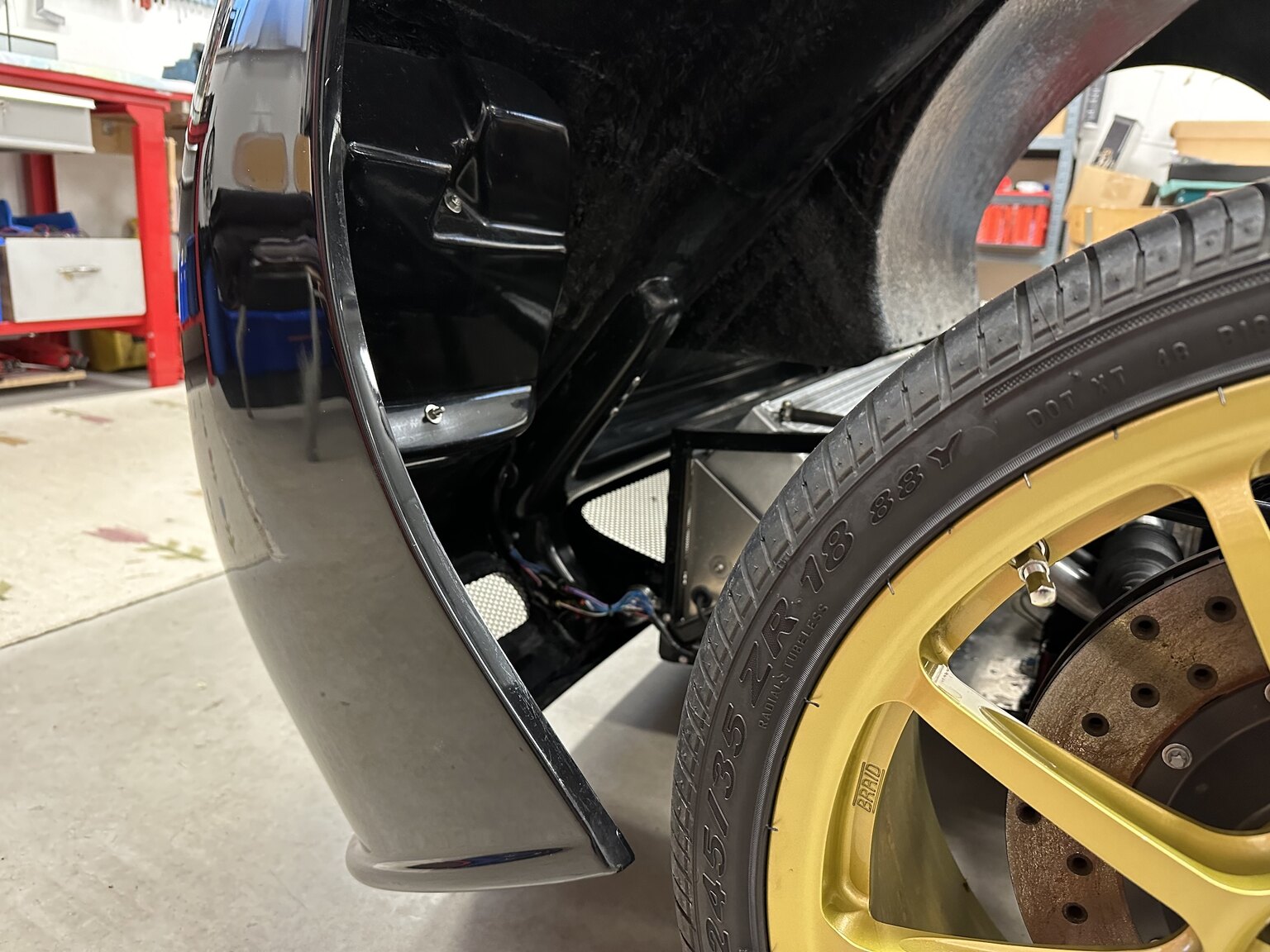 Exterior image of 2021 Ultima Evolution LS3