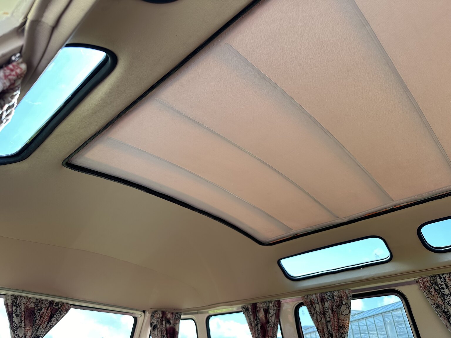 Innenraumfoto von 1969 Volkswagen T1 (10)