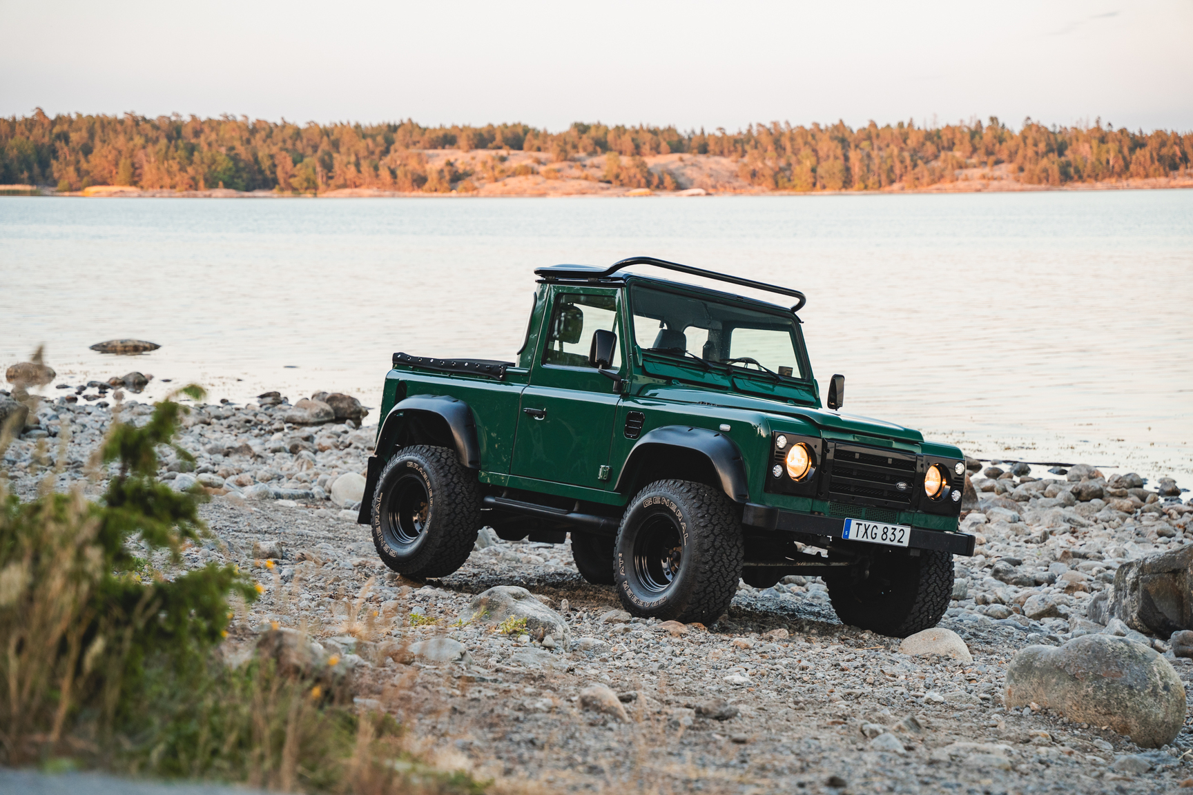 Exteriörbild på 2003 Land Rover Defender TD5 90 Pickup (5)