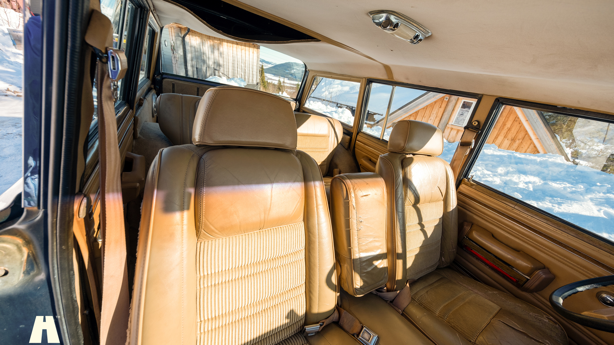 Interiörbild 1988 Jeep Grand Wagoneer 5.9