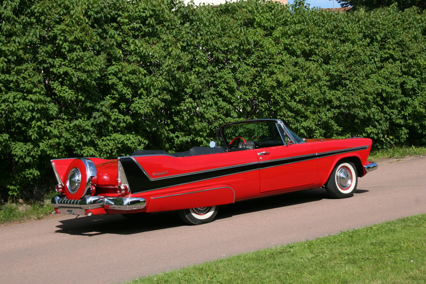 Exterior image of 1958 Plymouth Belvedere Convertible (10)