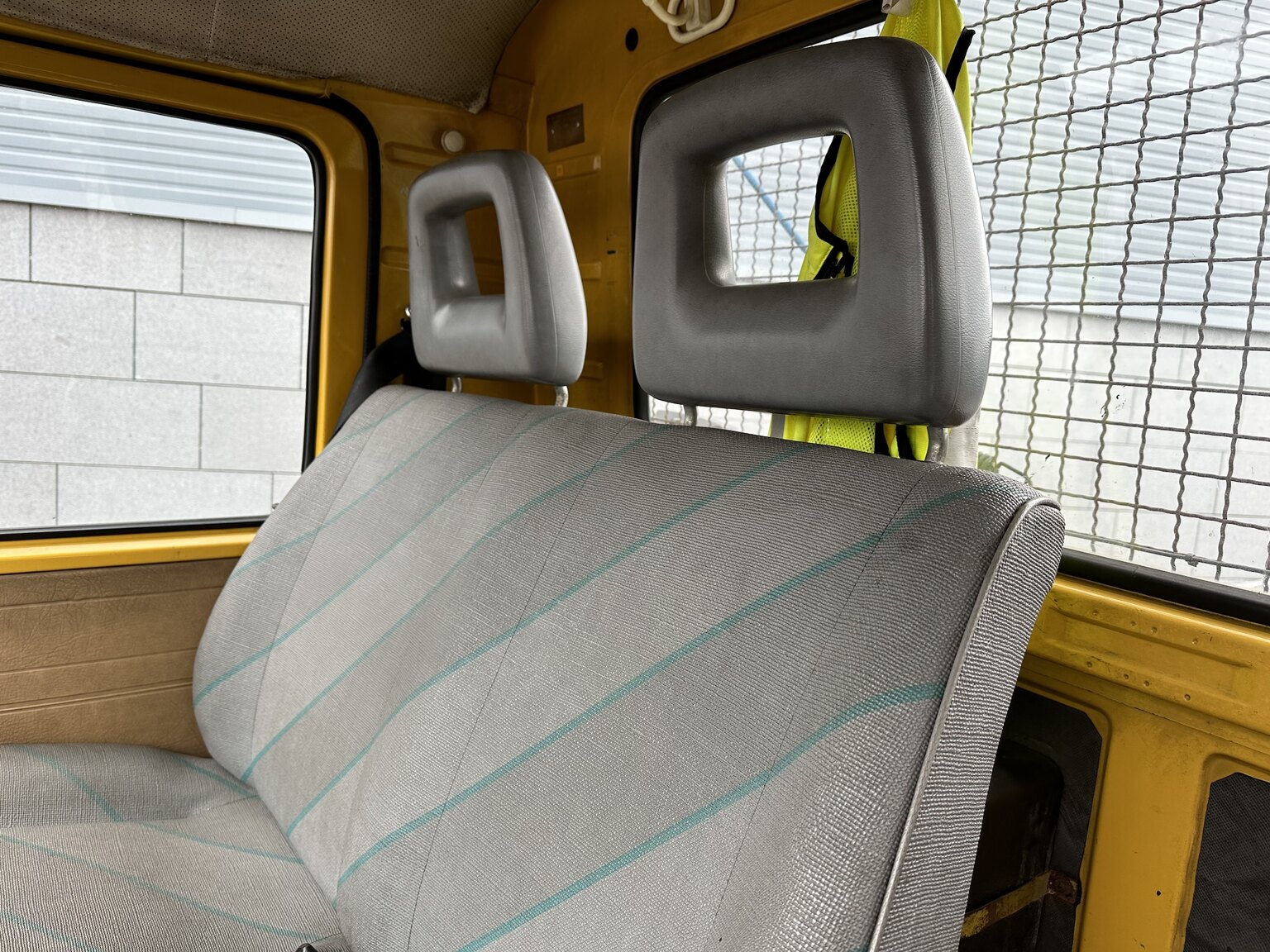 Innenraumfoto von 1981 Volkswagen LT45 biltransport (6)