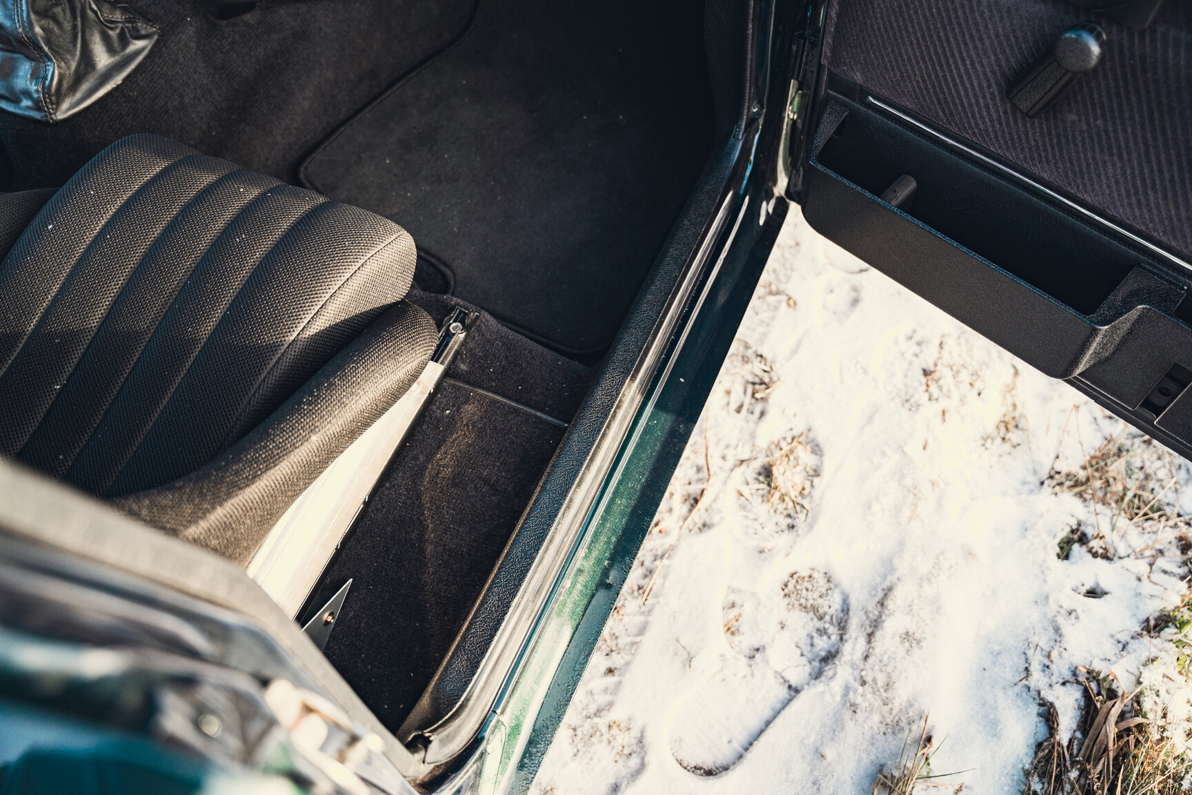Interior image of 1980 VOLVO 240 V8