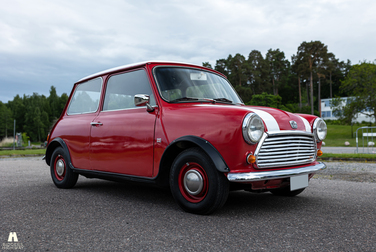 Exterior image of 1970 Austin Mini 1000