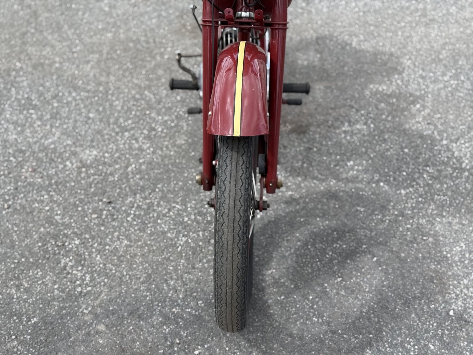 Exterior image of 1953 Huskvarna Modell 30