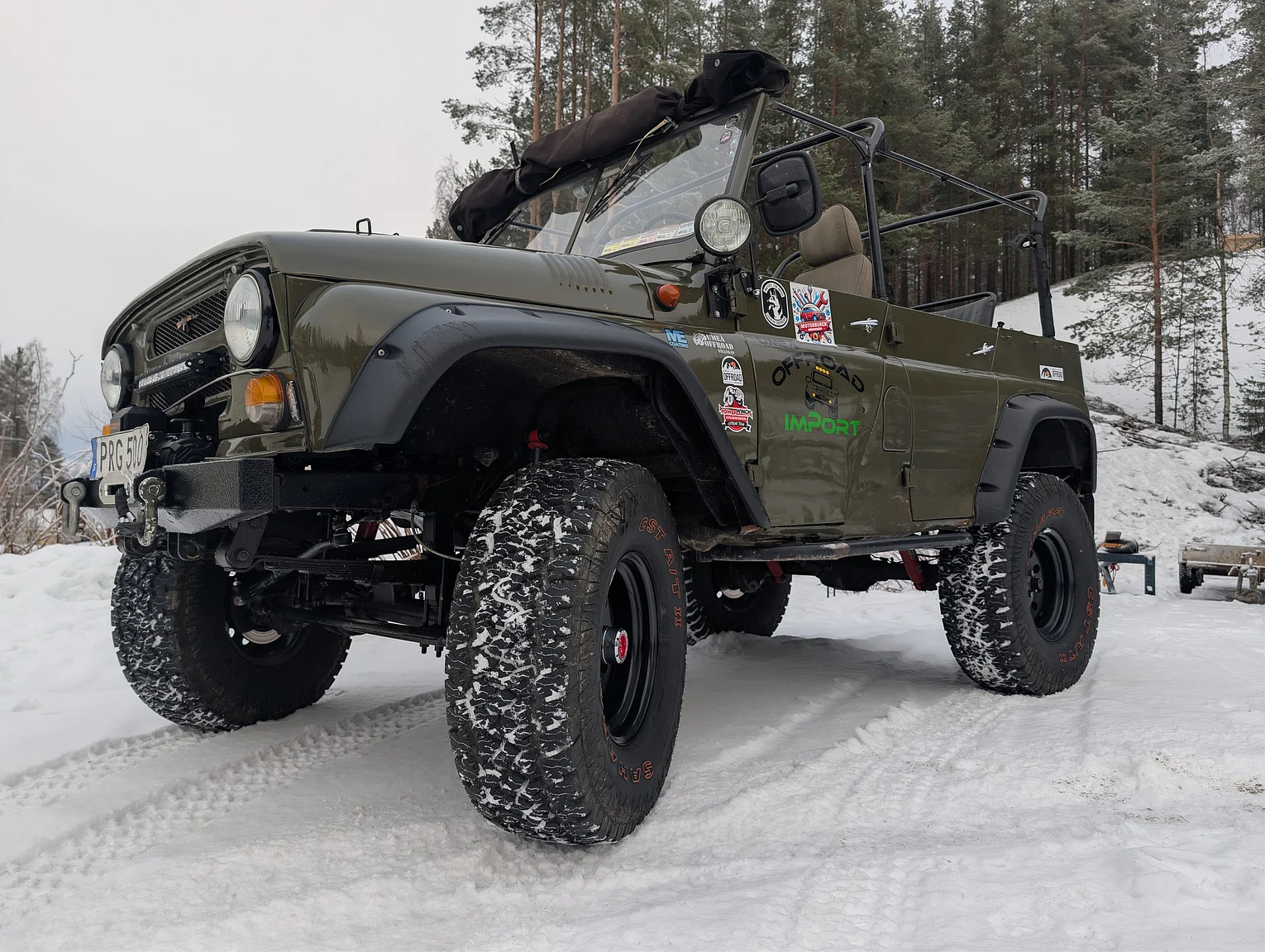 Exterior image of 1973 UAZ 469 2.9 (2)