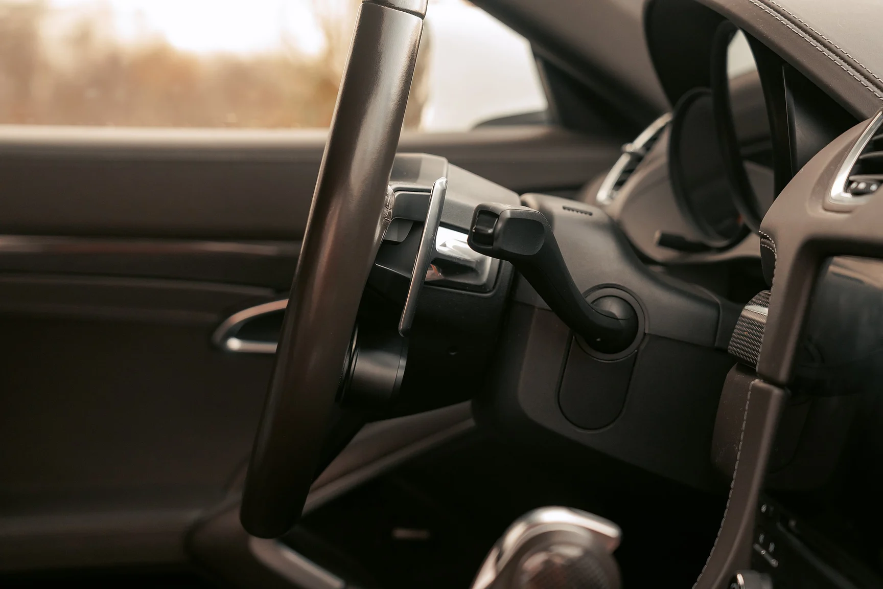 Interior image of 2017 Porsche 718 Cayman S (30)