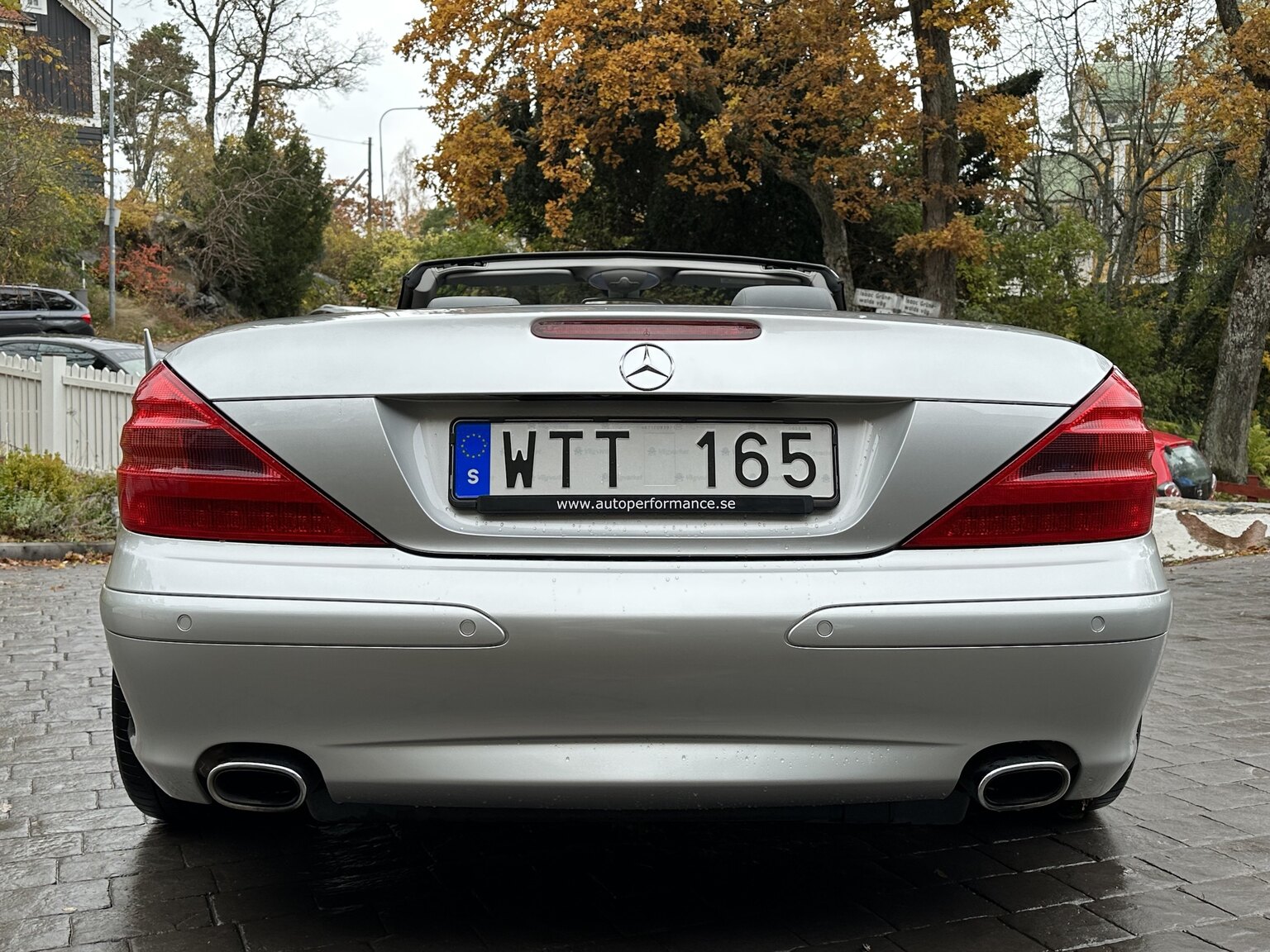 Exteriörbild på 2005 Mercedes-Benz SL 350