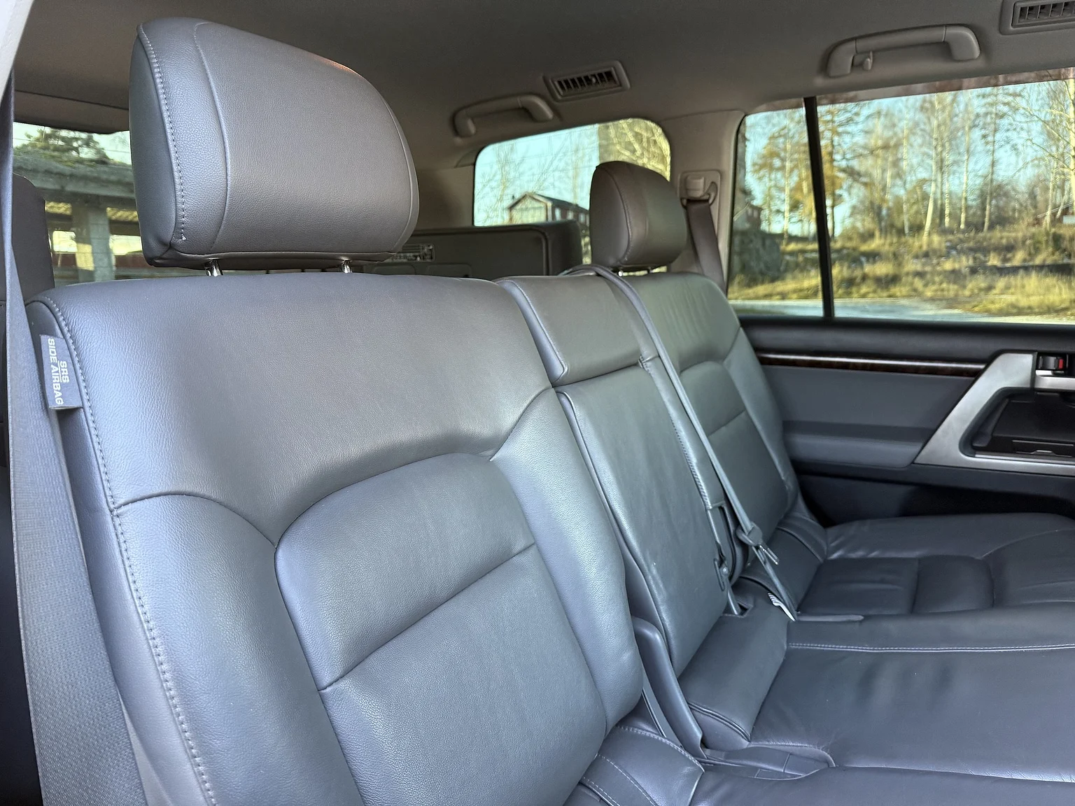 Interiörbild 2008 Toyota Land Cruiser 200 Series 4.5 V8 (40)