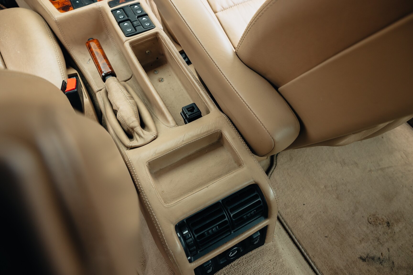 Interiörbild 1990 BMW 750iL (44)