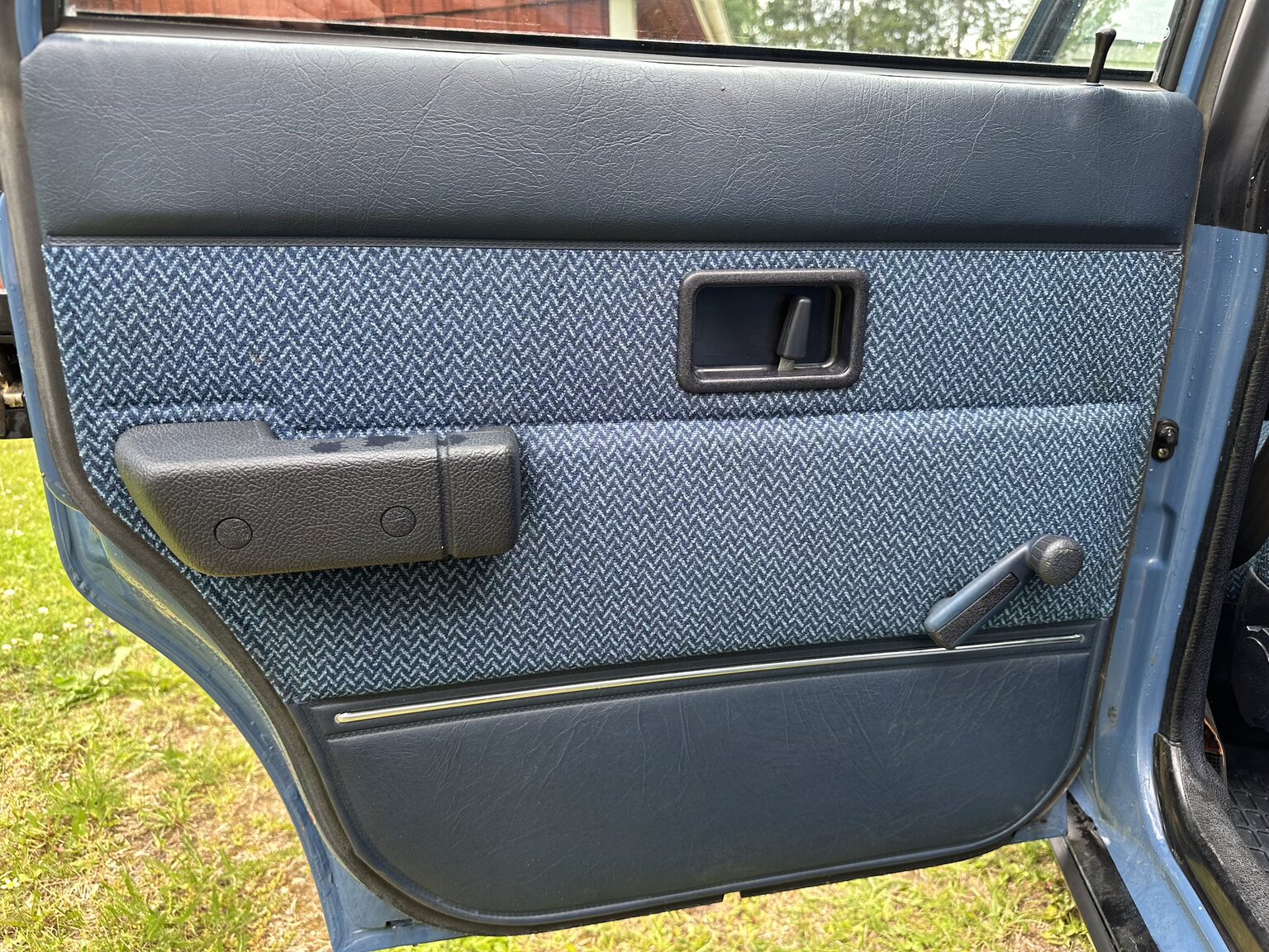 Innenraumfoto von 1986 Volvo 244