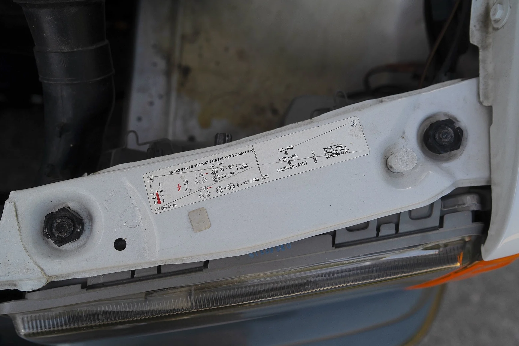 Image of 1992 Mercedes-Benz 190 E 1.8 - NO RESERVE (5) mechanics