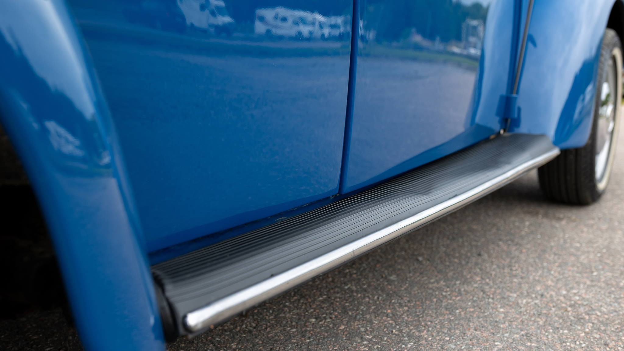 Exterior image of 1973 Volkswagen Beetle 1303S 1600 (27)