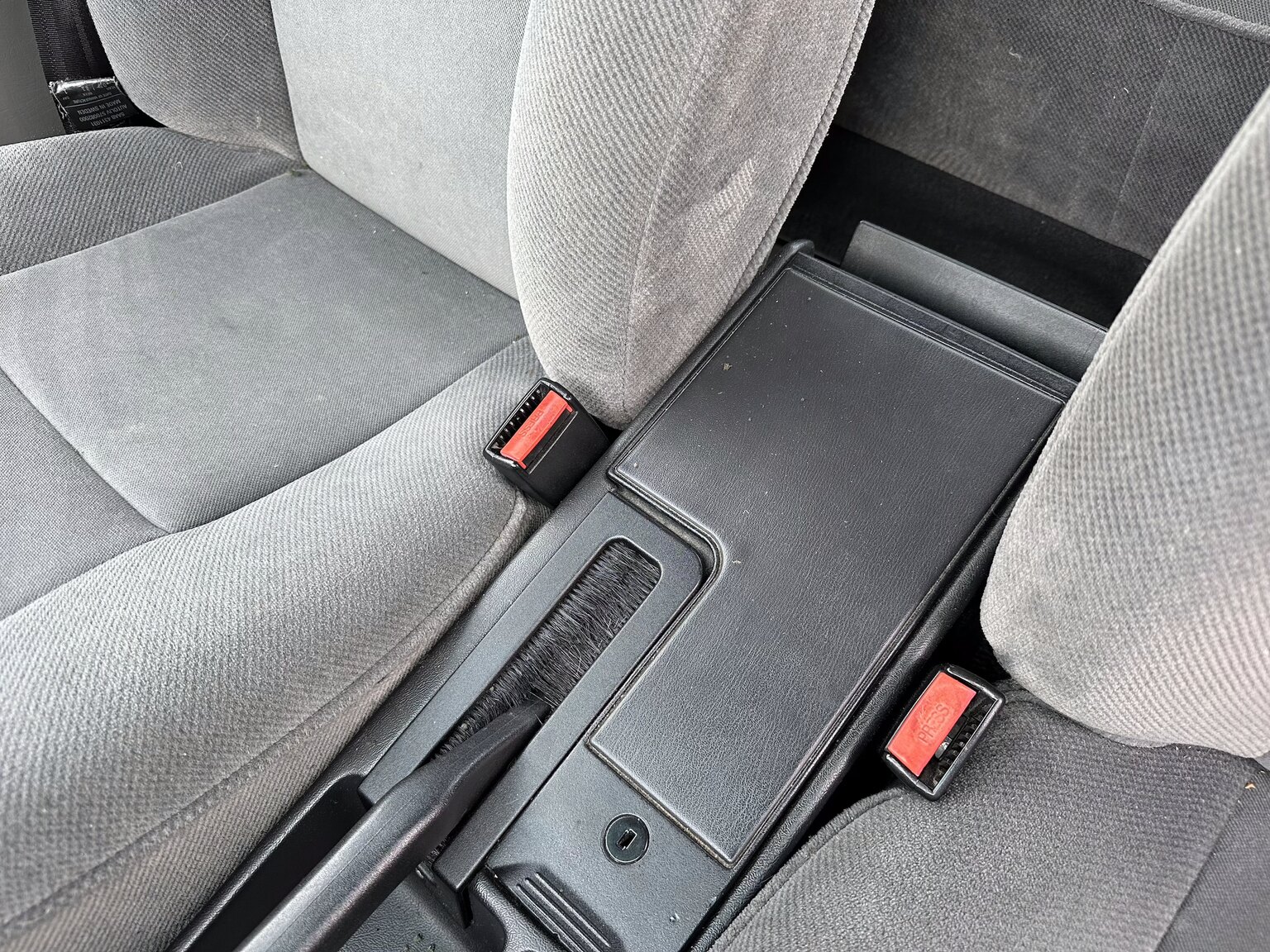 Interior image of 1996 SAAB 9000