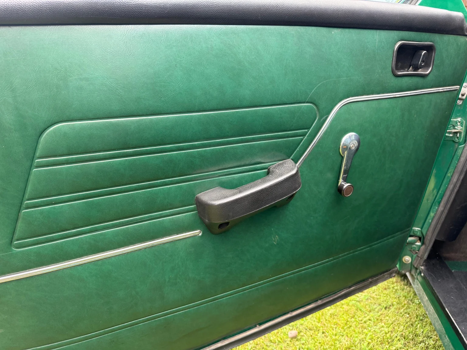 Innenraumfoto von 1975 Saab 95 V4 kombi - 7-sits (5)