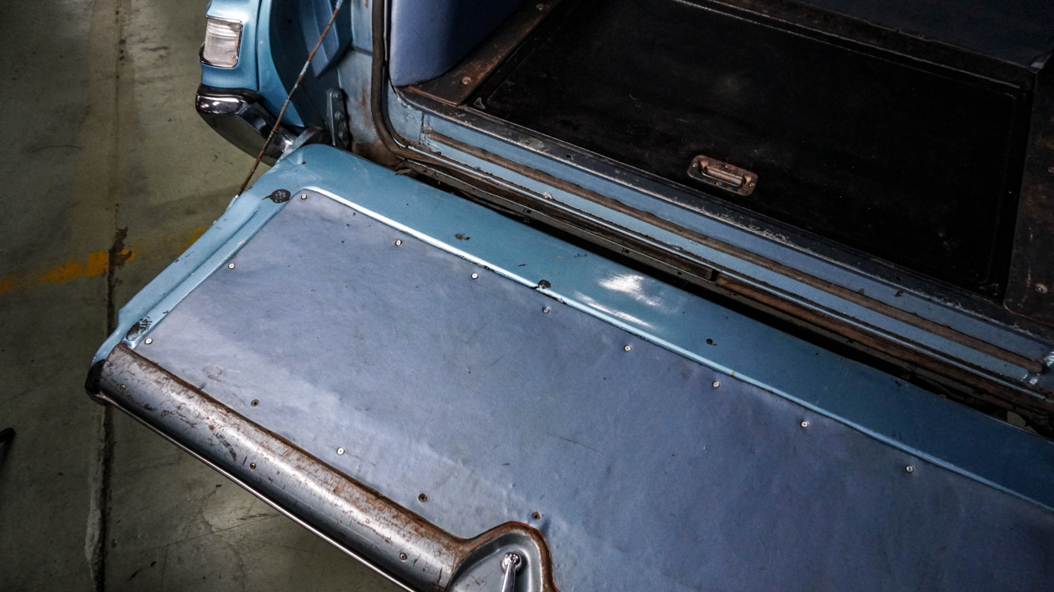 Innenraumfoto von 1968 Oldsmobile Vista Cruiser