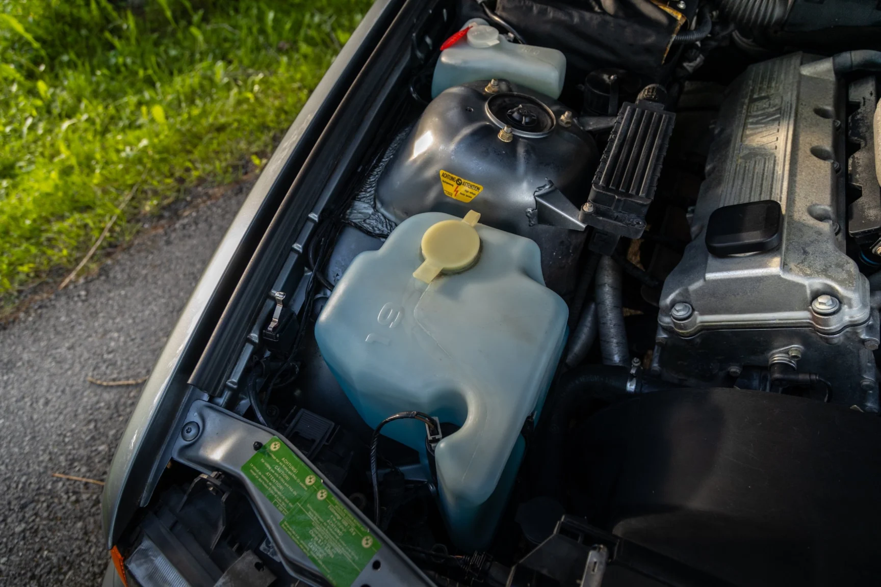 Image of 1994 BMW 318i - NO RESERVE mechanics (2)