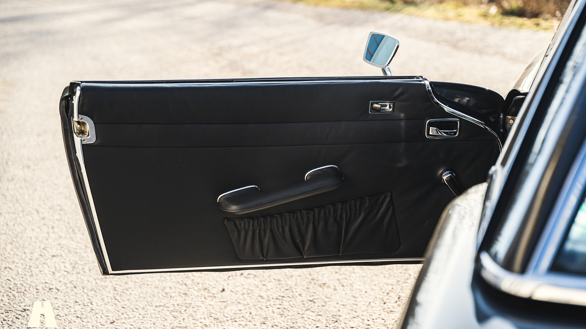 Interiörbild 1970 Mercedes 280 SL Pagoda (9)