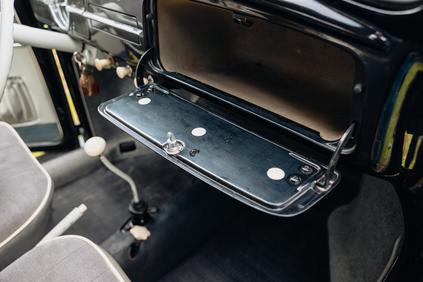 Interior image of 1958 Volkswagen 1200 (24)