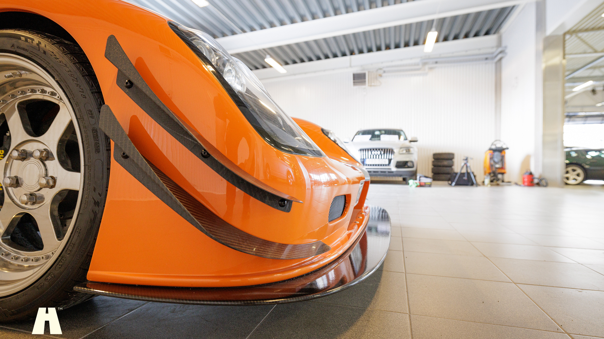 Exterior image of 2006 Ultima GTR (72)