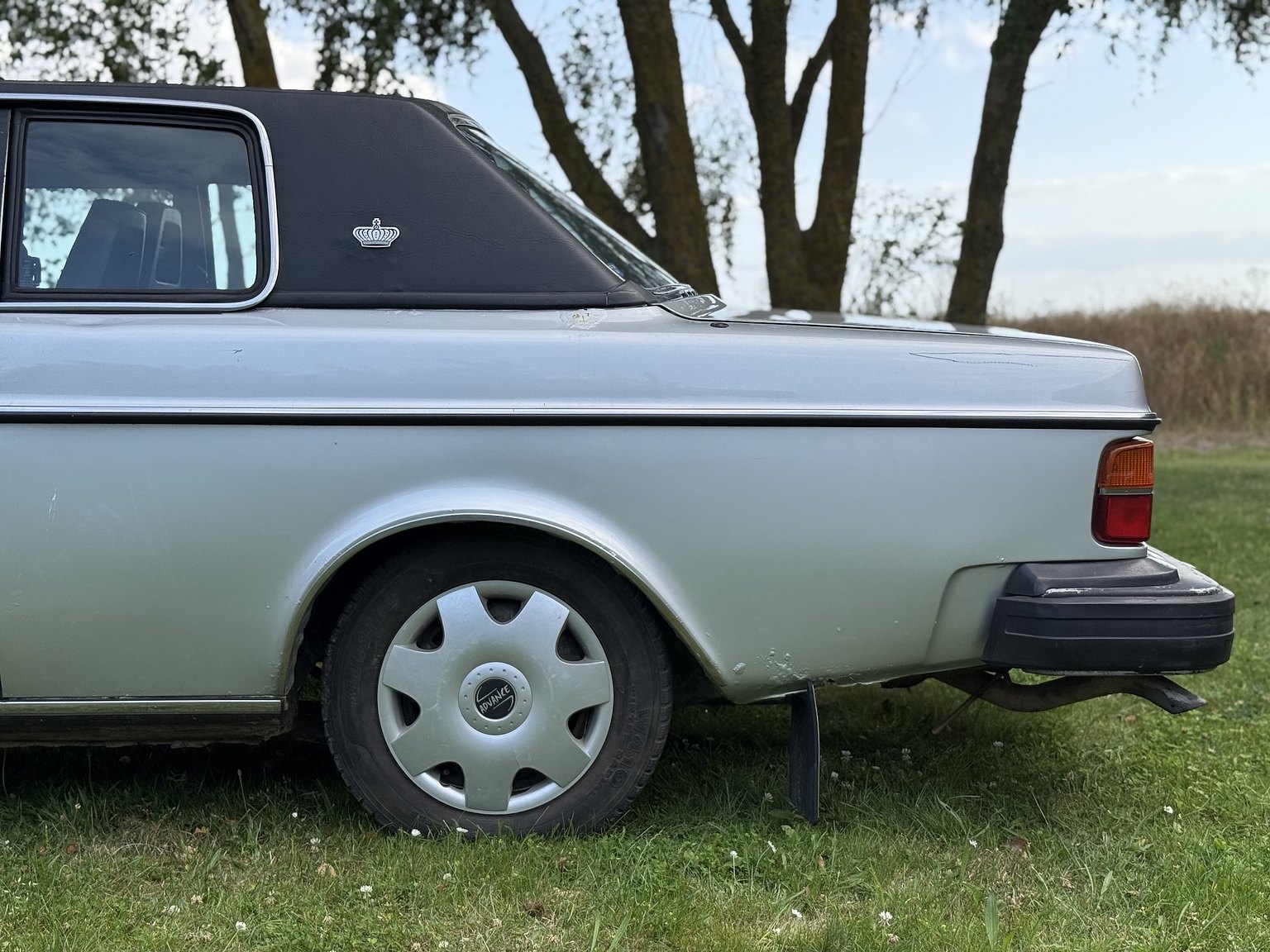 Exteriörbild på 1979 Volvo 262 C 2.8 V6 Automatisk