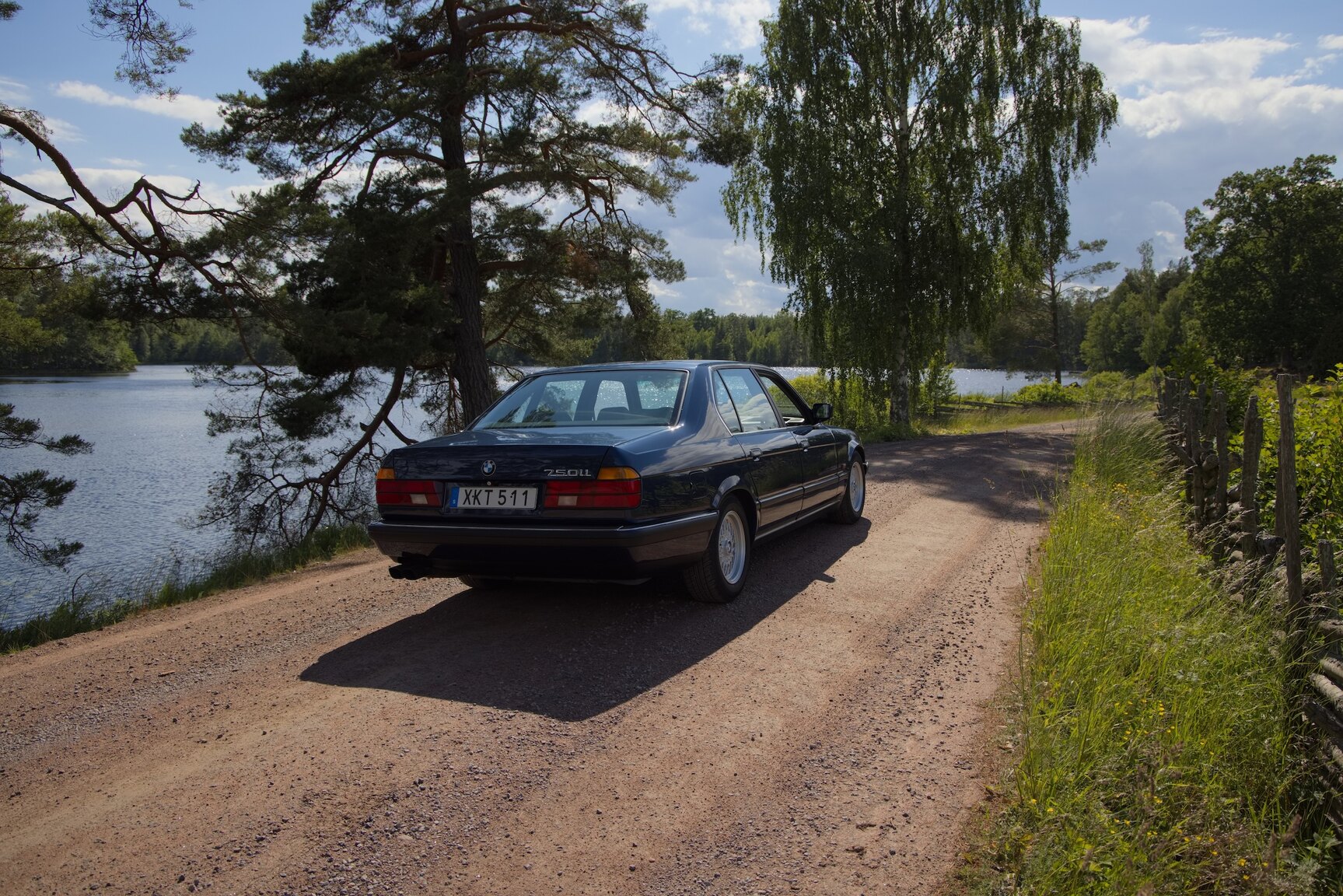 Exterior image of 1990 BMW 750 IAL Highline