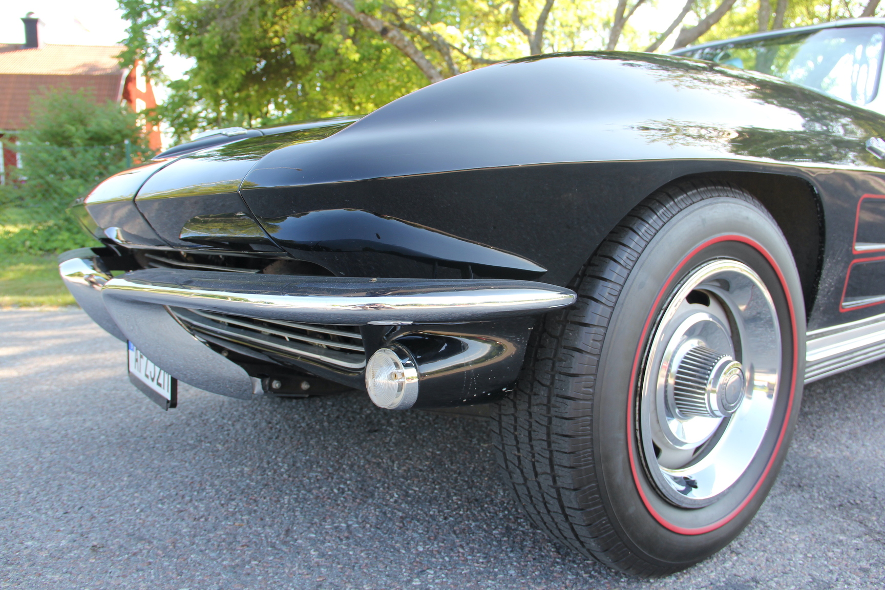 Exteriörbild på 1964 Corvette C2 Stingray Cabriolet (63)