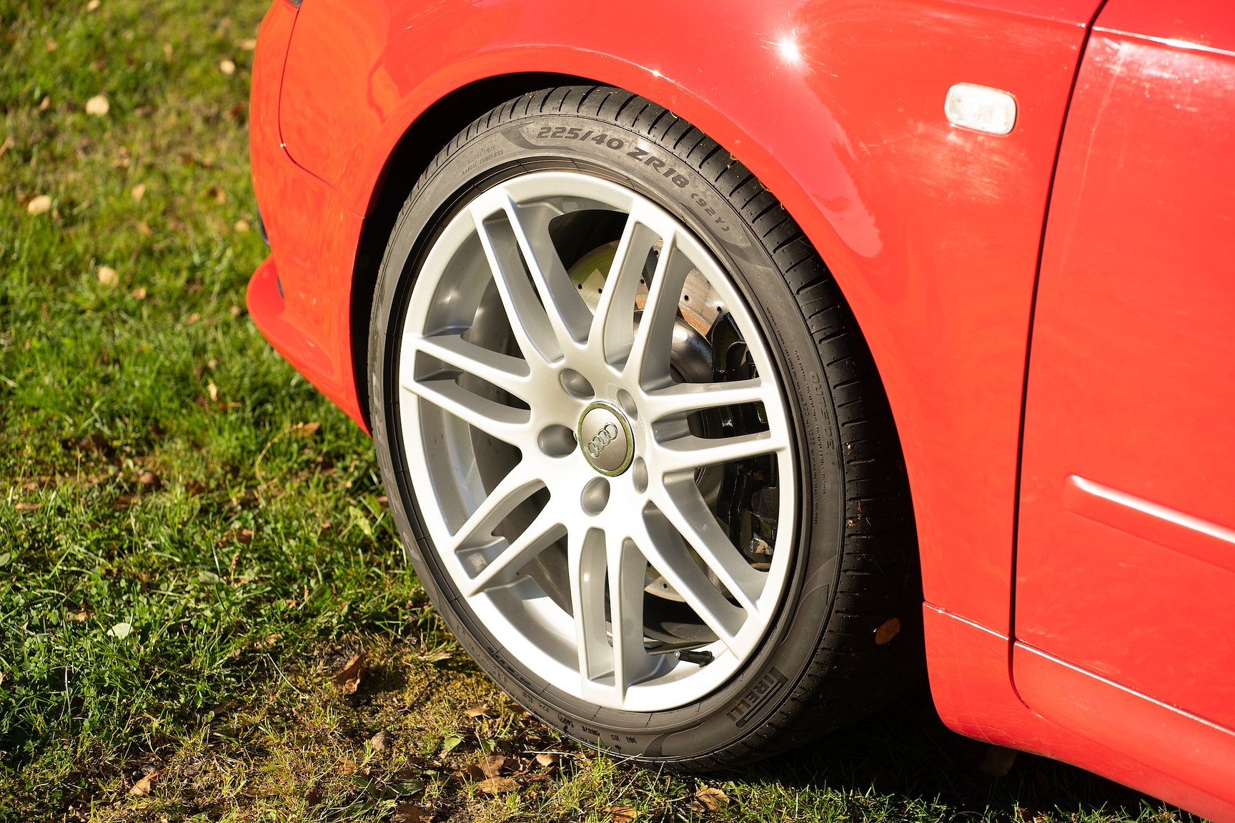 Exterior image of 2007 Audi  S4 quattro 4.2 V8 manuell